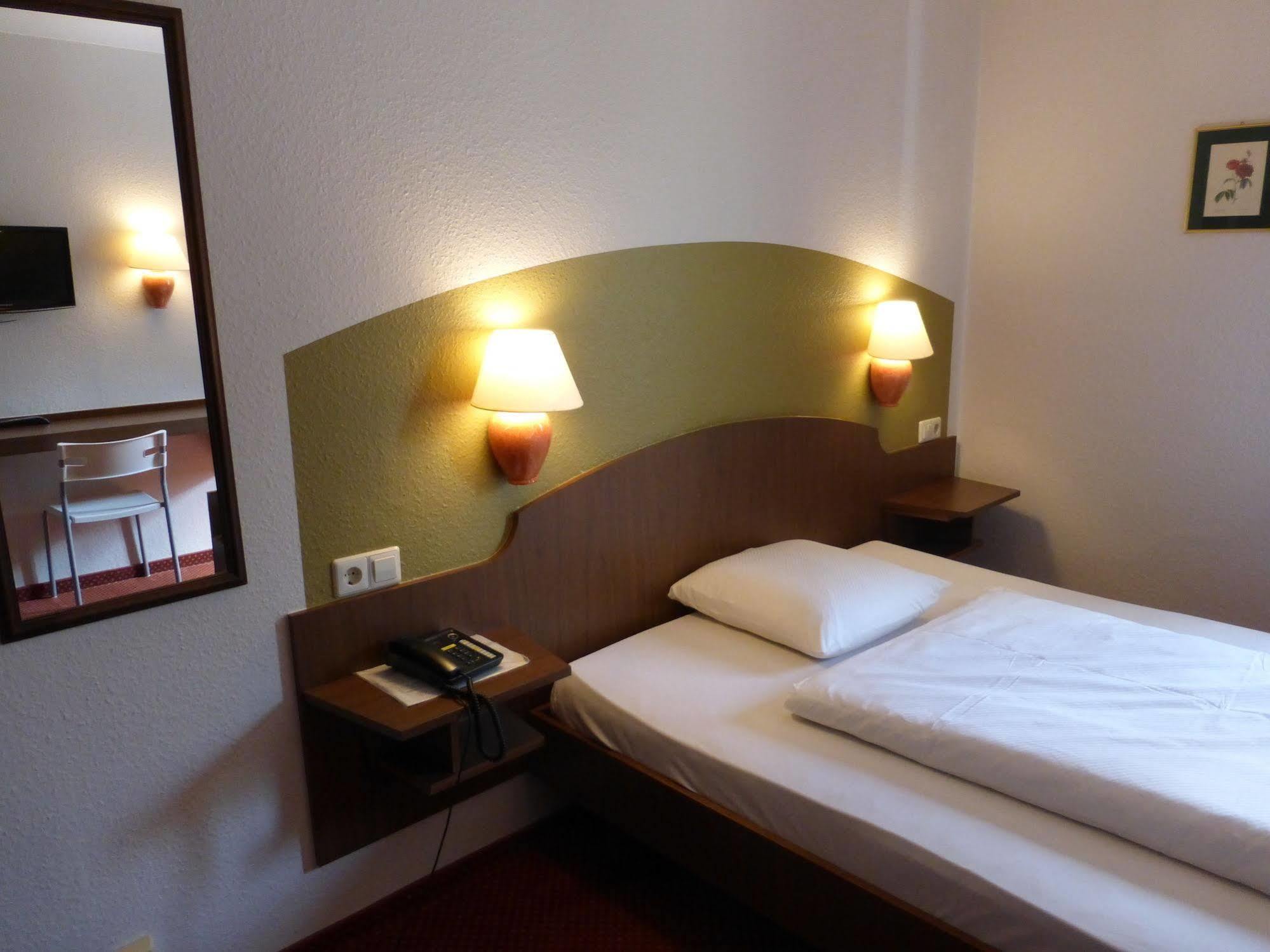 Hotel Du Parc Diekirch Zewnętrze zdjęcie